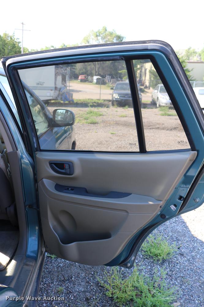 image for item DD0205 2002 Hyundai Santa Fe SUV