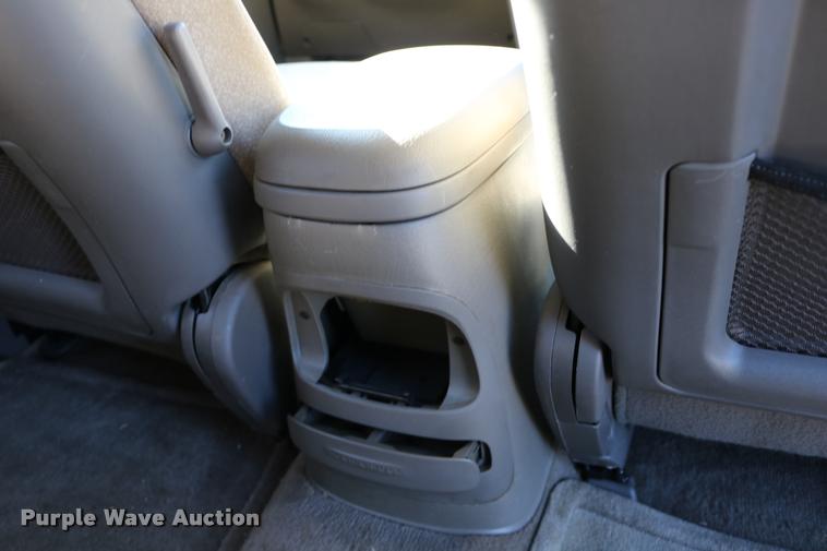 image for item DD0205 2002 Hyundai Santa Fe SUV