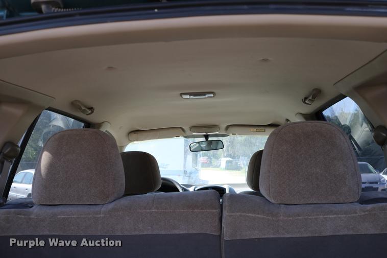 image for item DD0205 2002 Hyundai Santa Fe SUV