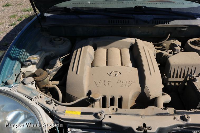 image for item DD0205 2002 Hyundai Santa Fe SUV