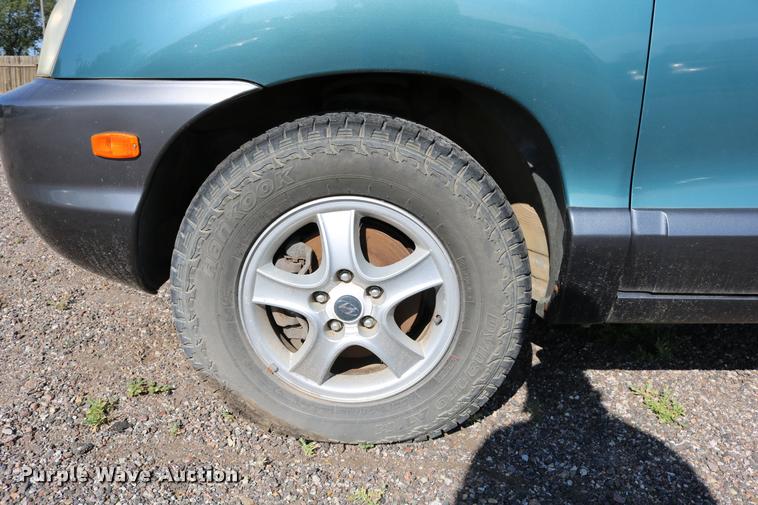 image for item DD0205 2002 Hyundai Santa Fe SUV