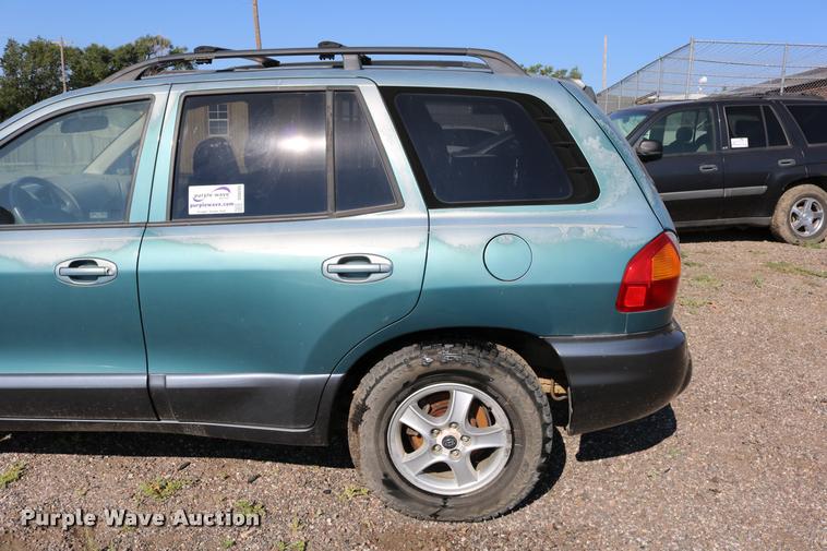 image for item DD0205 2002 Hyundai Santa Fe SUV