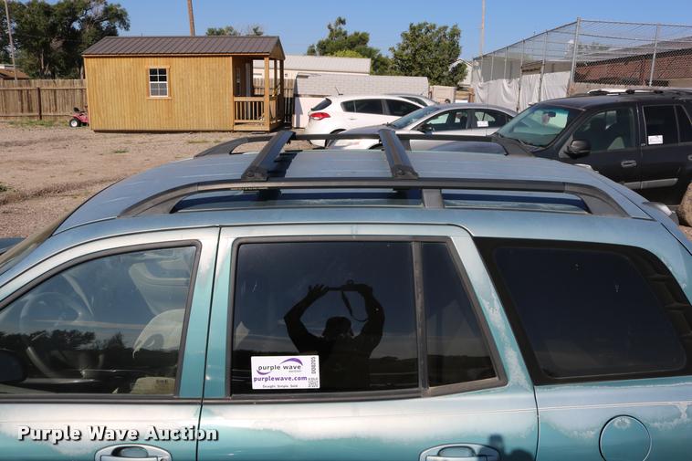 image for item DD0205 2002 Hyundai Santa Fe SUV