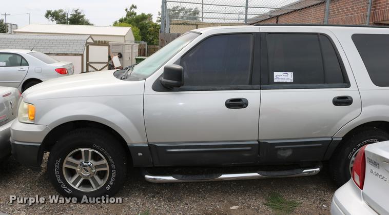 image for item DD0206 2004 Ford Expedition SUV