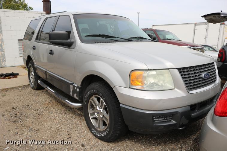 image for item DD0206 2004 Ford Expedition SUV