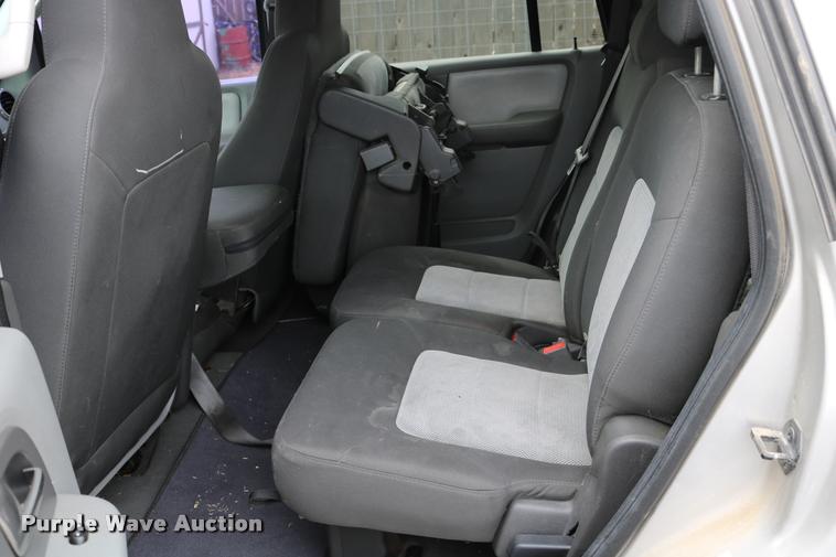 image for item DD0206 2004 Ford Expedition SUV