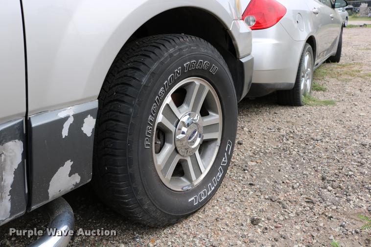 image for item DD0206 2004 Ford Expedition SUV