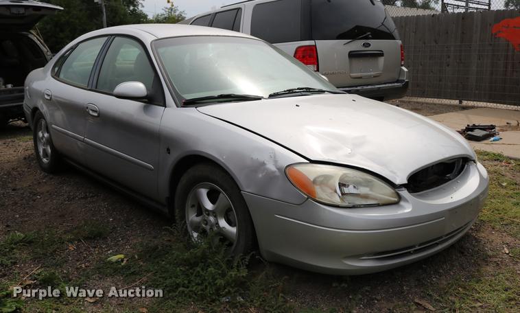 image for item DD0207 2000 Ford Taurus
