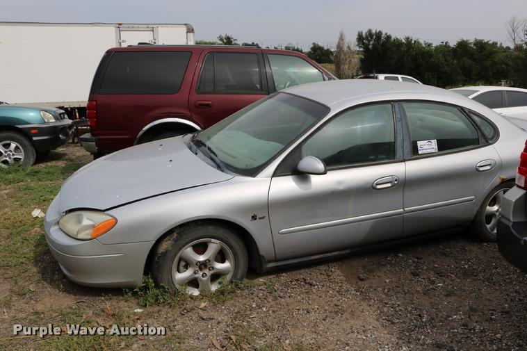 image for item DD0207 2000 Ford Taurus