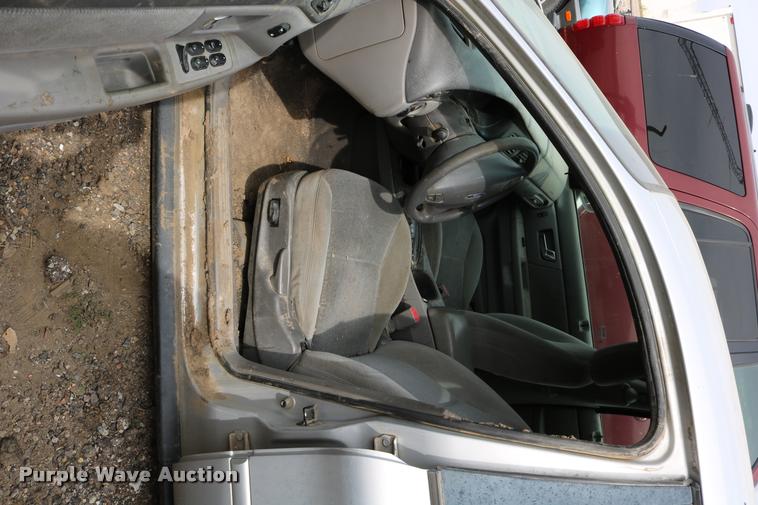 image for item DD0207 2000 Ford Taurus