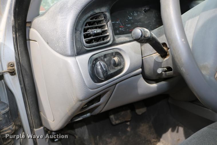 image for item DD0207 2000 Ford Taurus