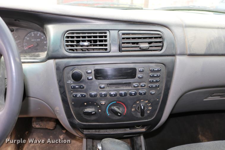 image for item DD0207 2000 Ford Taurus