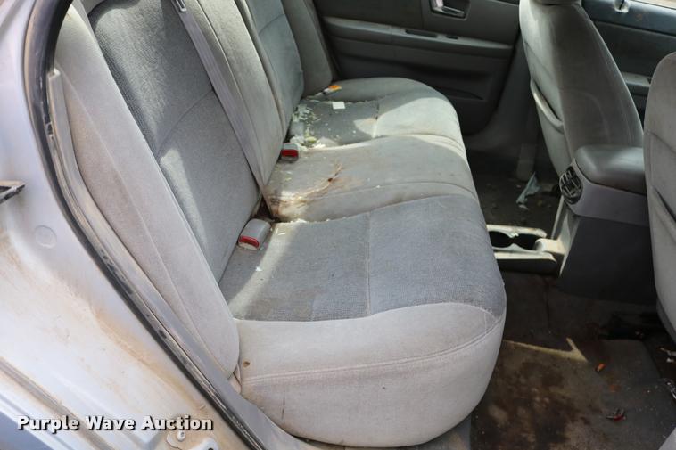 image for item DD0207 2000 Ford Taurus