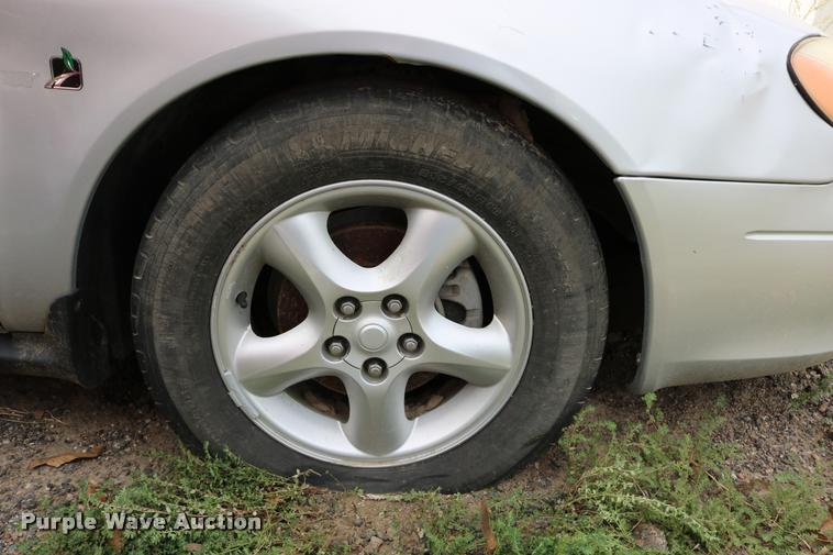 image for item DD0207 2000 Ford Taurus