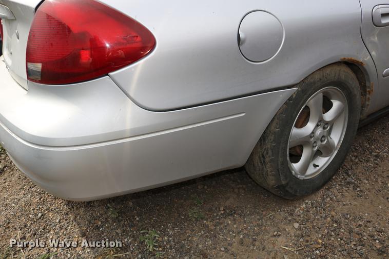 image for item DD0207 2000 Ford Taurus