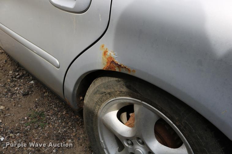 image for item DD0207 2000 Ford Taurus