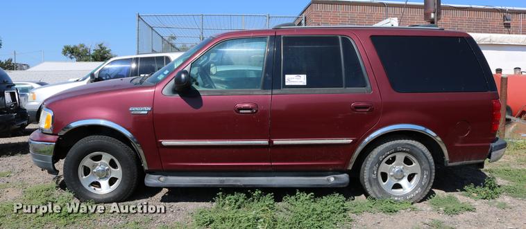 image for item DD0208 2001 Ford Expedition SUV