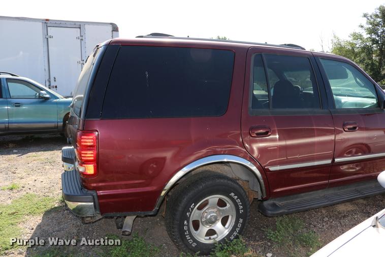 image for item DD0208 2001 Ford Expedition SUV