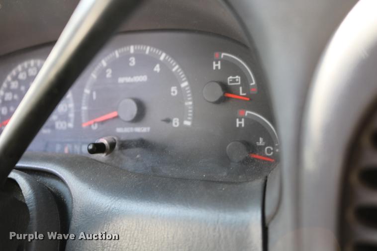 image for item DD0208 2001 Ford Expedition SUV