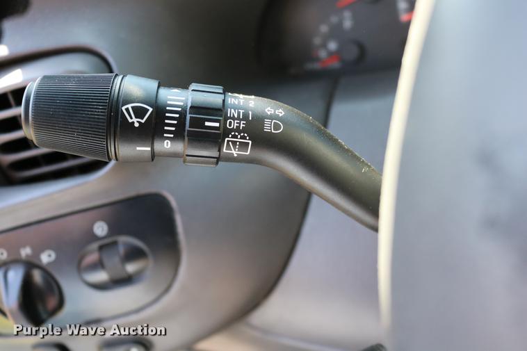 image for item DD0208 2001 Ford Expedition SUV