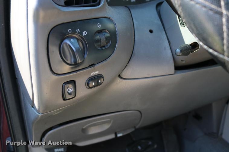 image for item DD0208 2001 Ford Expedition SUV