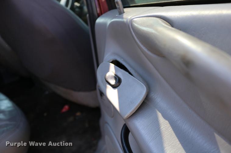 image for item DD0208 2001 Ford Expedition SUV