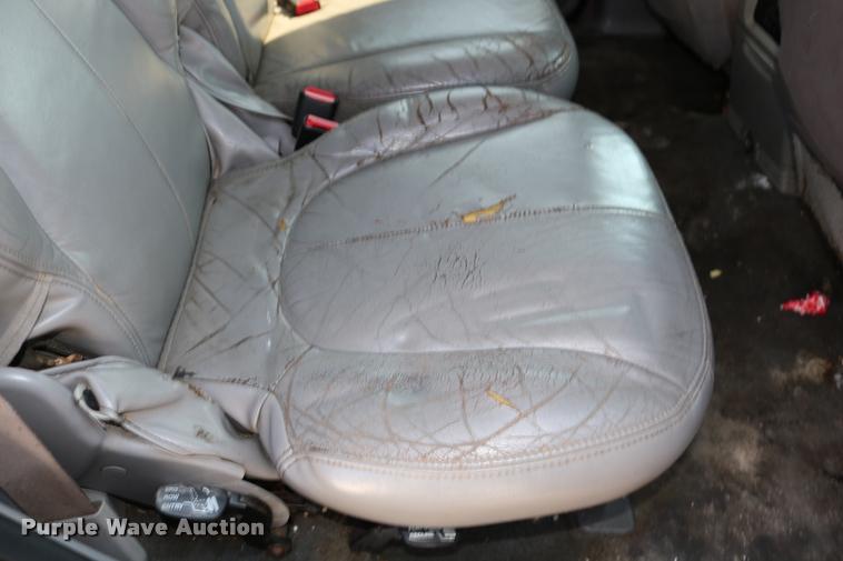 image for item DD0208 2001 Ford Expedition SUV