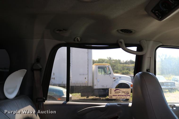 image for item DD0208 2001 Ford Expedition SUV