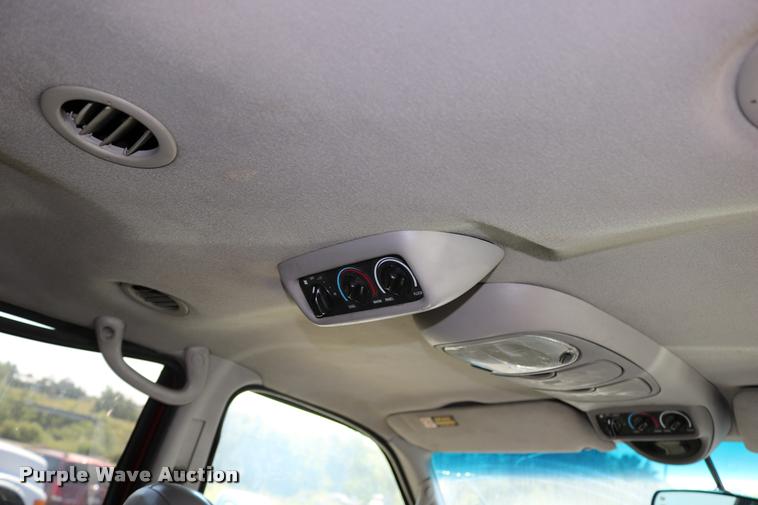 image for item DD0208 2001 Ford Expedition SUV