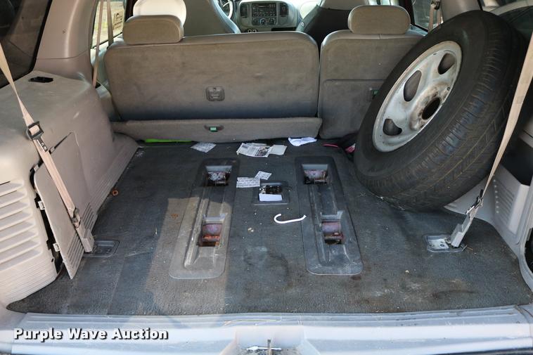image for item DD0208 2001 Ford Expedition SUV
