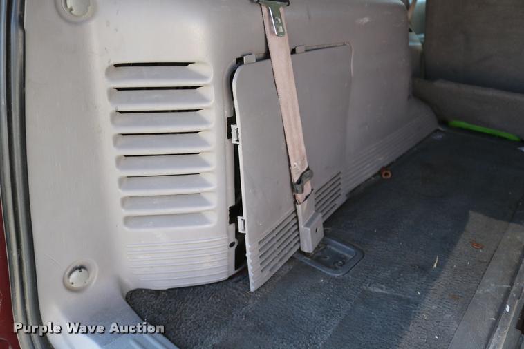 image for item DD0208 2001 Ford Expedition SUV