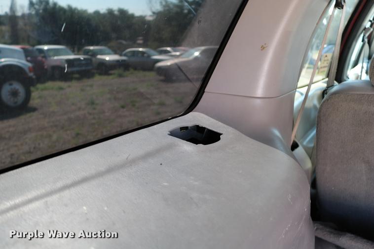 image for item DD0208 2001 Ford Expedition SUV