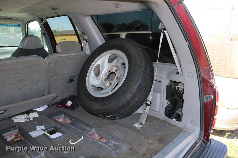 image for item DD0208 2001 Ford Expedition SUV