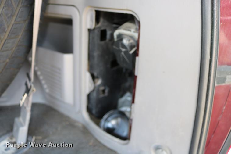 image for item DD0208 2001 Ford Expedition SUV