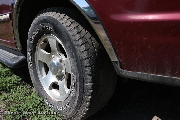 image for item DD0208 2001 Ford Expedition SUV