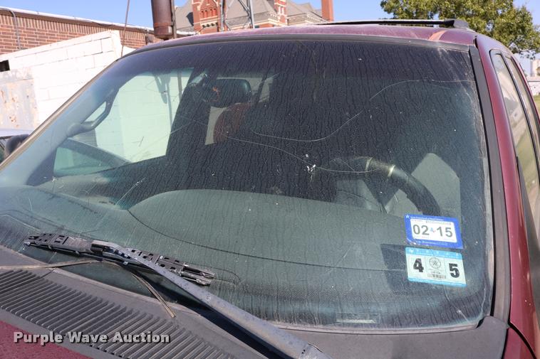 image for item DD0208 2001 Ford Expedition SUV