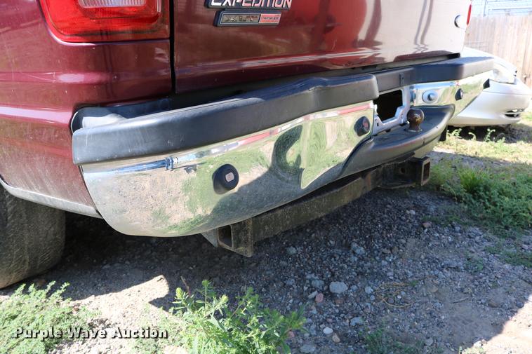 image for item DD0208 2001 Ford Expedition SUV