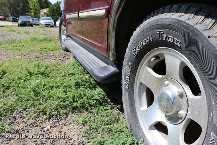 image for item DD0208 2001 Ford Expedition SUV