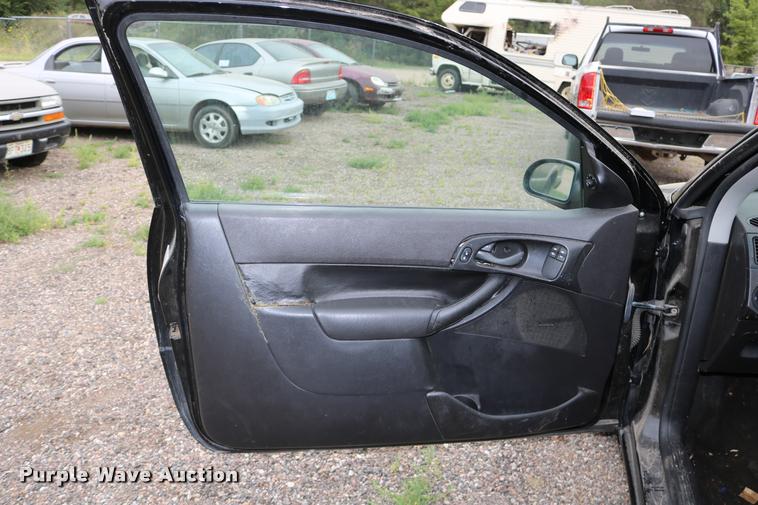 image for item DD0209 2005 Ford Focus