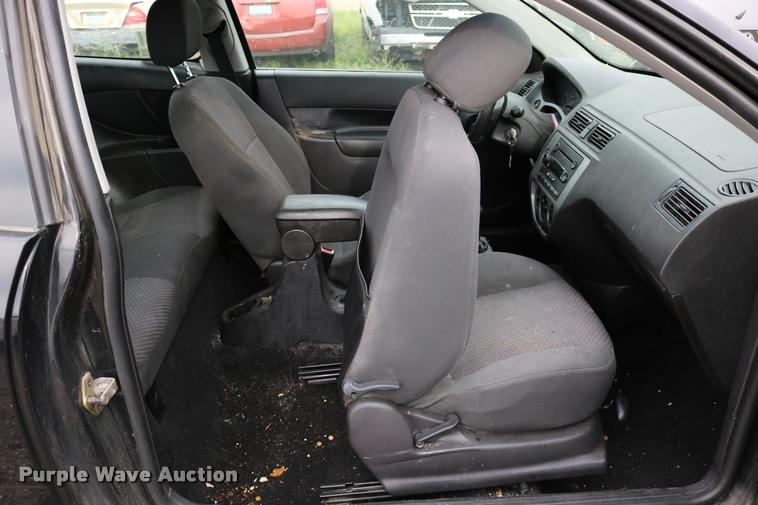 image for item DD0209 2005 Ford Focus