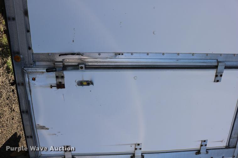 image for item DD0210 1992 International 4900 box truck