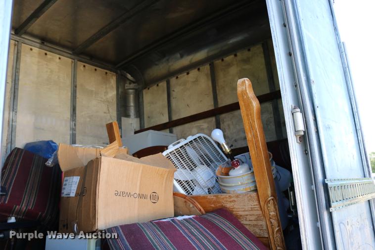 image for item DD0210 1992 International 4900 box truck