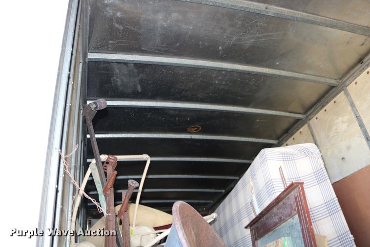 image for item DD0210 1992 International 4900 box truck