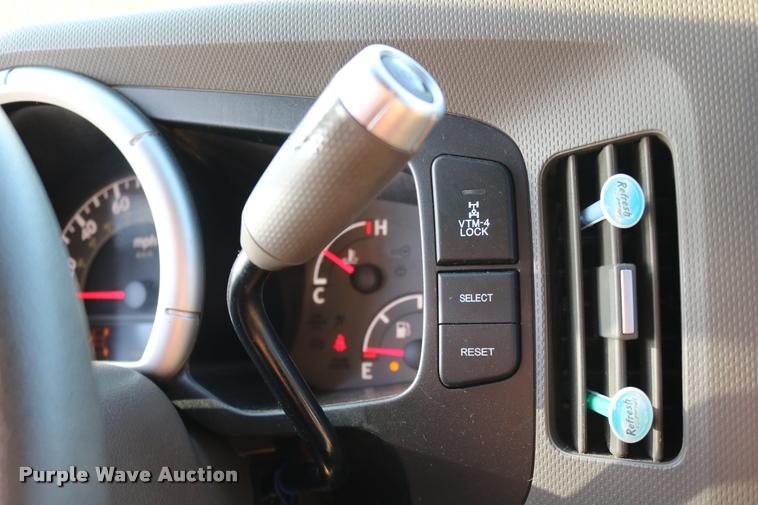 image for item DD0211 2006 Honda Ridgeline pickup truck