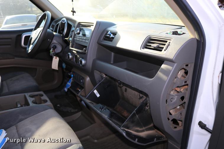 image for item DD0211 2006 Honda Ridgeline pickup truck