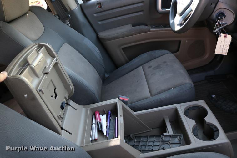 image for item DD0211 2006 Honda Ridgeline pickup truck