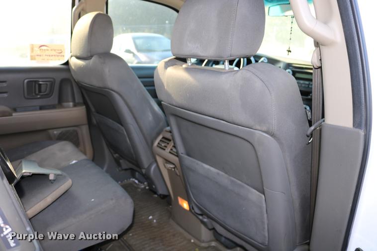 image for item DD0211 2006 Honda Ridgeline pickup truck