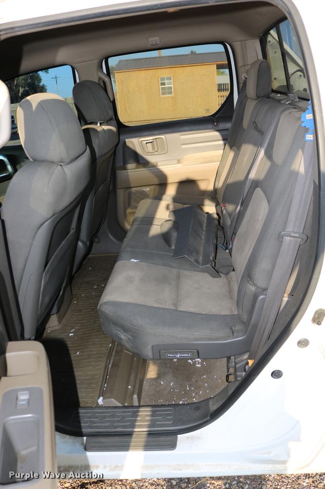 image for item DD0211 2006 Honda Ridgeline pickup truck