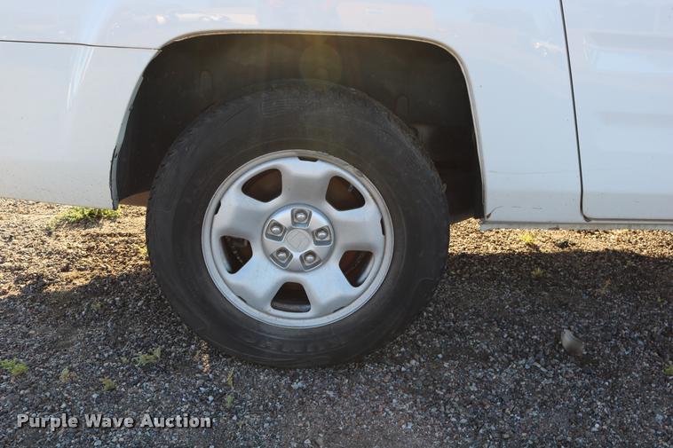 image for item DD0211 2006 Honda Ridgeline pickup truck