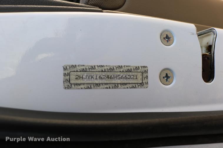 image for item DD0211 2006 Honda Ridgeline pickup truck